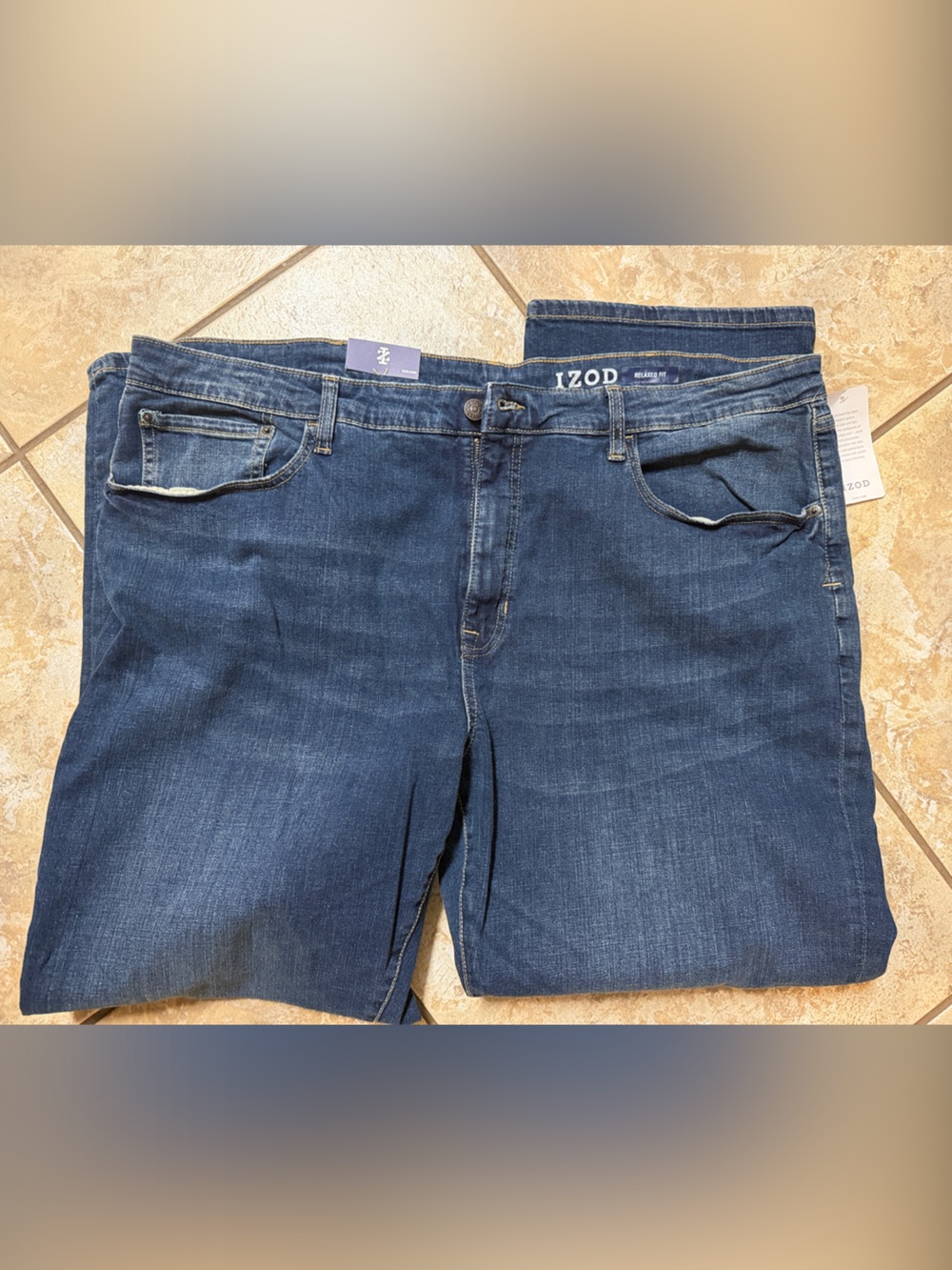 NWT Izod Men's Relaxed Fit Comfort Stretch Jeans - Dark Blue Wash 42x30